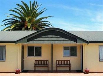 Riverview Motel